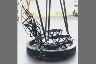 a thumdnail for published video. Vibration analysis of self-made telescope base. Video shot at 240 fps, vibration is 8x slower than live. Frequency set between 1.1 and 2.0 Hz, corresponding to 8.8 and 16 Hz. Amplification set at 100.